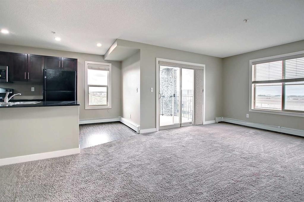 301-355 Taralake Way Ne, Calgary, AB - Indoor Photo Showing Other Room