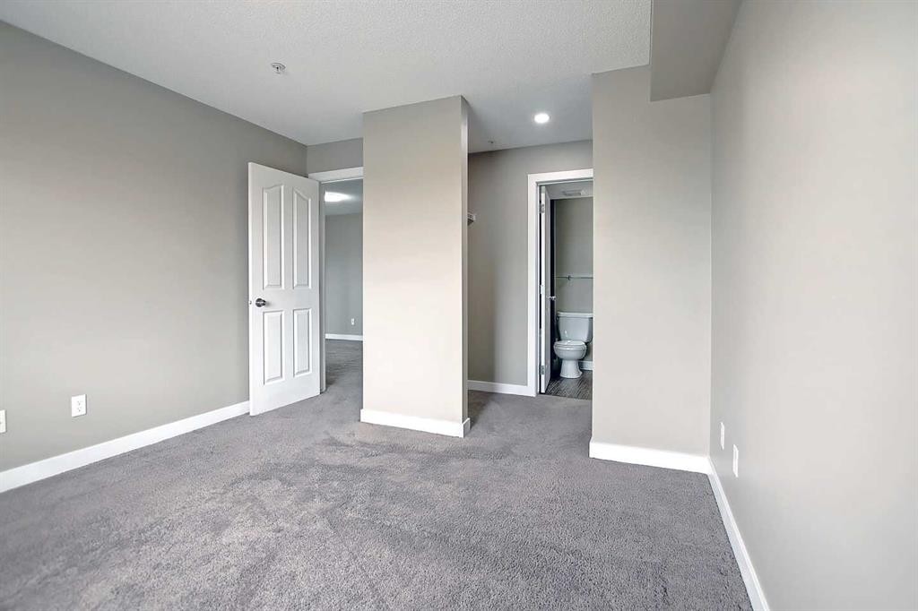 301-355 Taralake Way Ne, Calgary, AB - Indoor Photo Showing Other Room