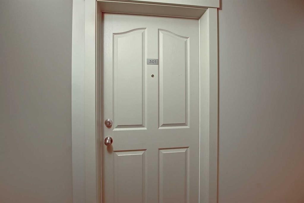 301-355 Taralake Way Ne, Calgary, AB - Indoor Photo Showing Other Room