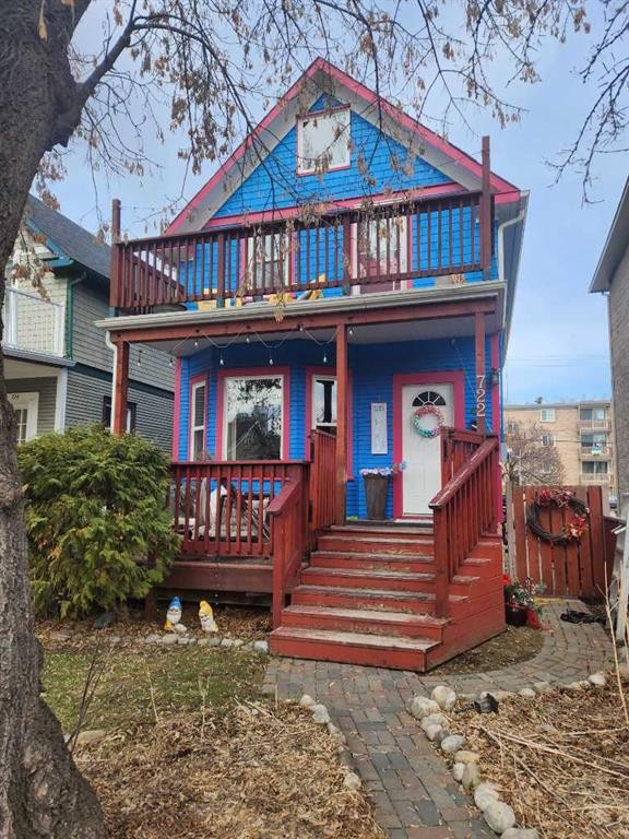722 2 Avenue Nw, Calgary, AB - Outdoor With Deck Patio Veranda
