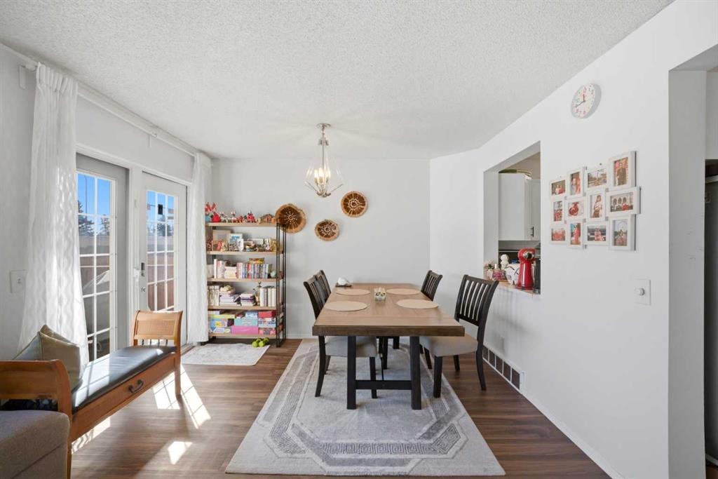 80 Martinglen Way Ne, Calgary, AB - Indoor Photo Showing Dining Room