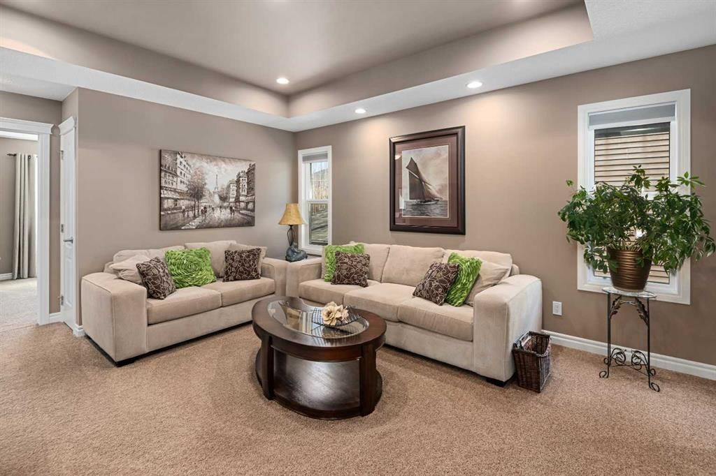 323 Nolan Hill Boulevard Nw, Calgary, AB - Indoor Photo Showing Living Room