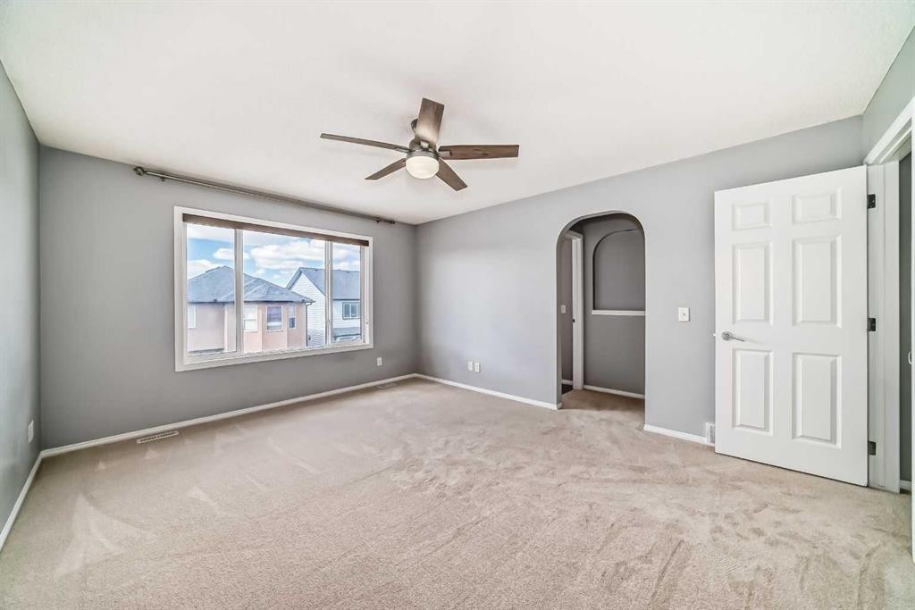 46 Saddlecrest Gardens Ne, Calgary, AB - Indoor Photo Showing Other Room