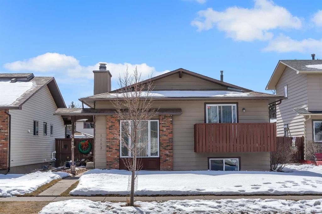 1003 Berkley Drive Nw, Calgary, AB - Outdoor