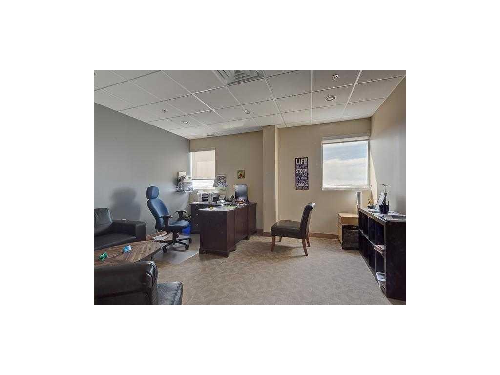 220-52 Gateway Drive Ne, Airdrie, AB
