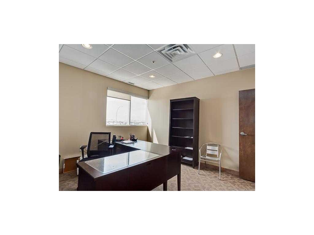220-52 Gateway Drive Ne, Airdrie, AB