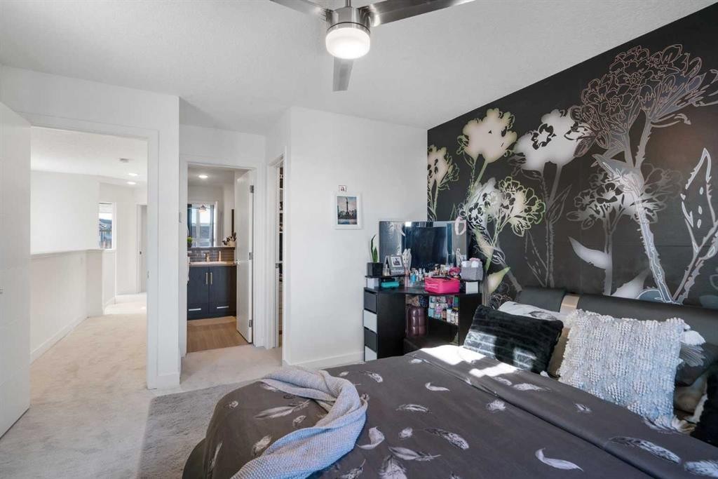 960 Walden Drive Se, Calgary, AB - Indoor