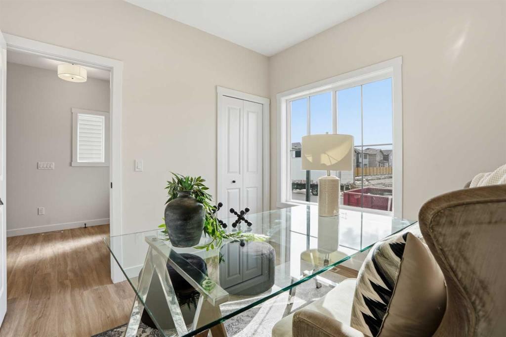 72 Buffaloberry Manor Se, Calgary, AB - Indoor