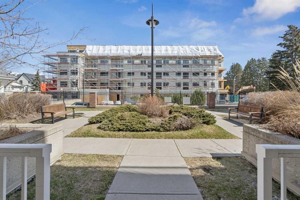 106-3650 Marda Link Sw, Calgary, AB - Outdoor