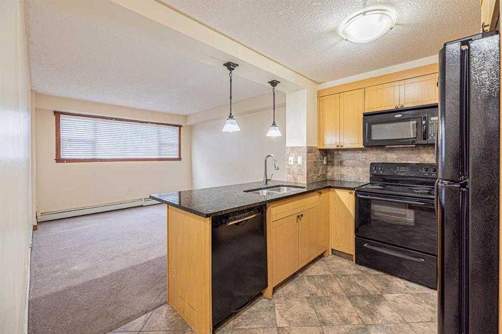111-920 68 Avenue Sw, Calgary, AB