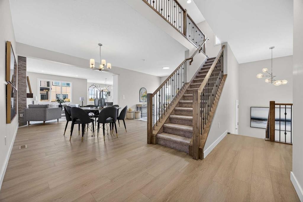 67 Versant Way Sw, Calgary, AB - Indoor