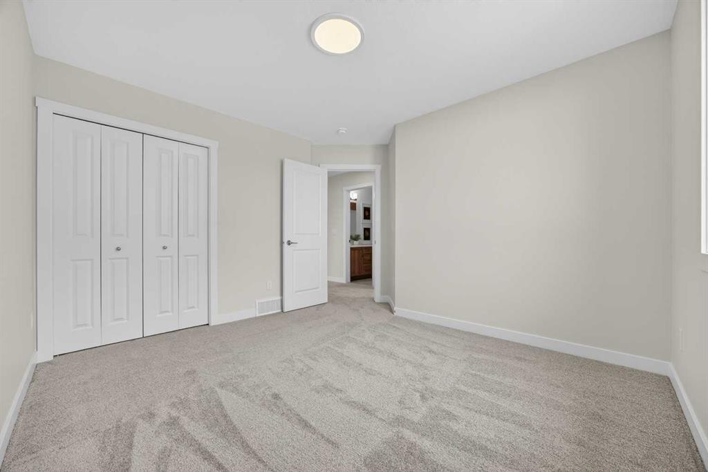 67 Versant Way Sw, Calgary, AB - Indoor