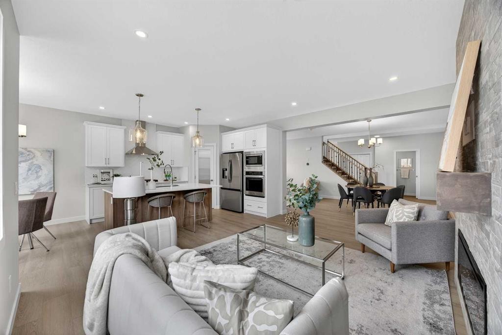 67 Versant Way Sw, Calgary, AB - Indoor Photo Showing Living Room