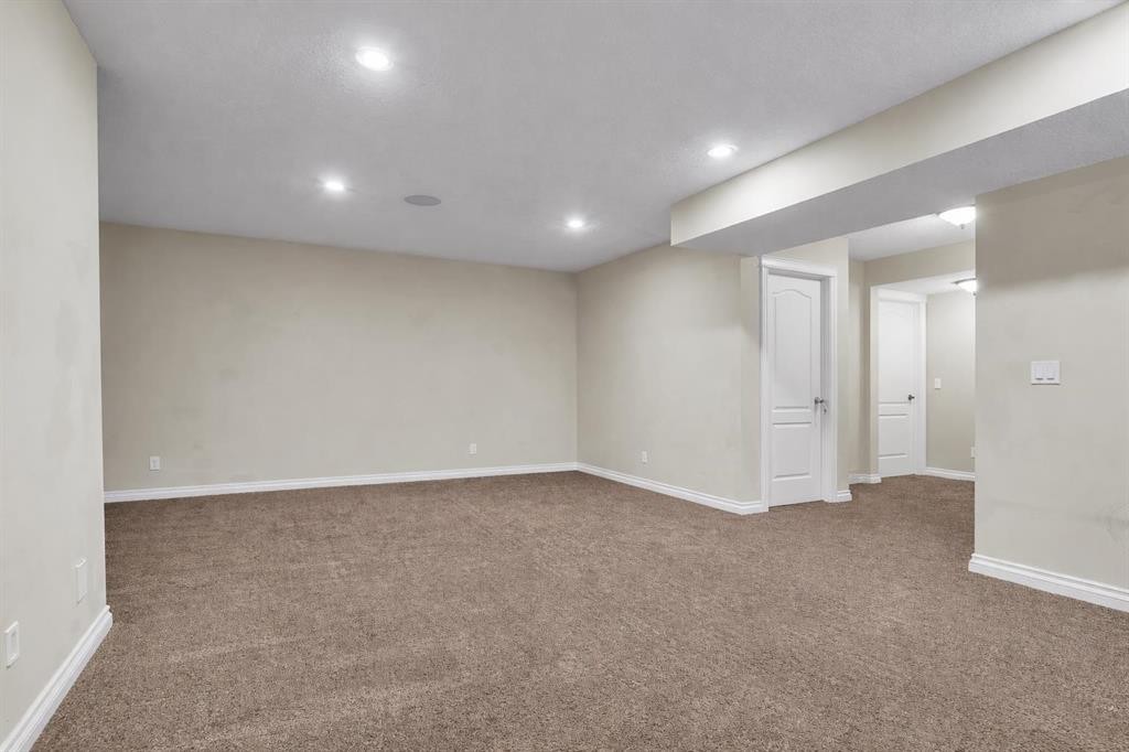 8 Legacy Terrace Se, Calgary, AB - Indoor