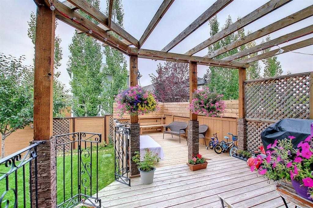 8 Legacy Terrace Se, Calgary, AB - Outdoor With Deck Patio Veranda With Exterior