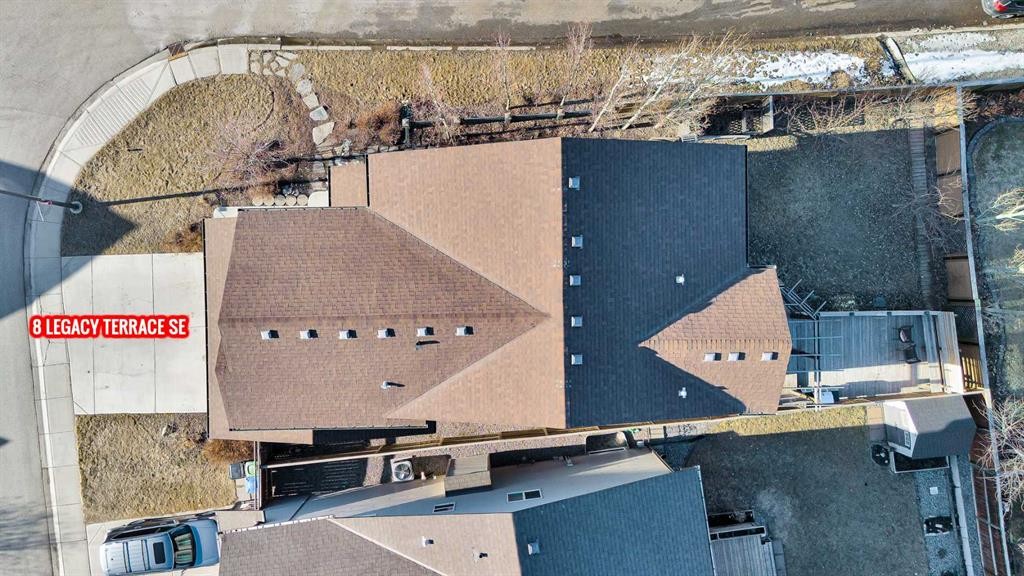 8 Legacy Terrace Se, Calgary, AB - Outdoor
