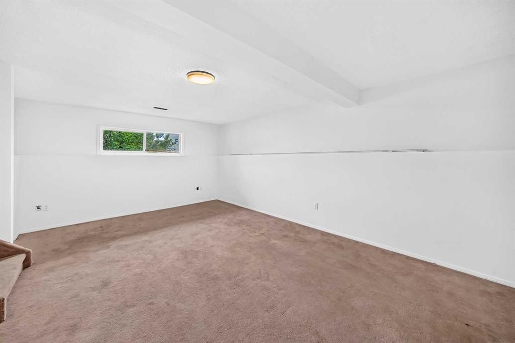 208 Erin Meadow Green Se, Calgary, AB