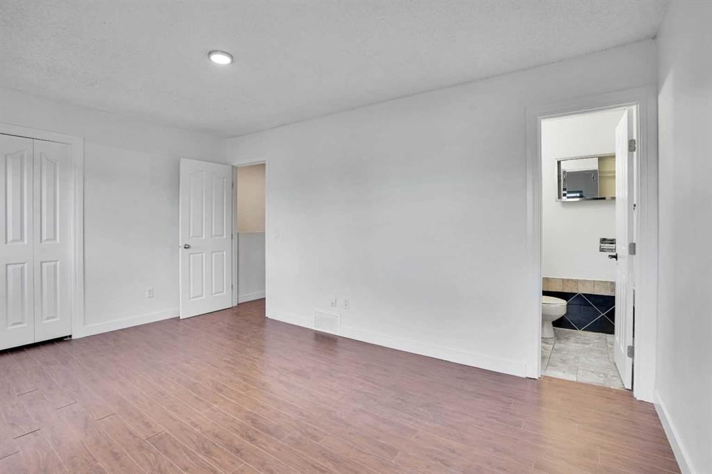 26 Falmead Bay Ne, Calgary, AB - Indoor Photo Showing Other Room