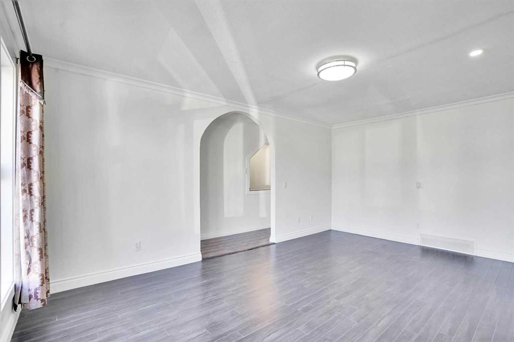 26 Falmead Bay Ne, Calgary, AB - Indoor Photo Showing Other Room