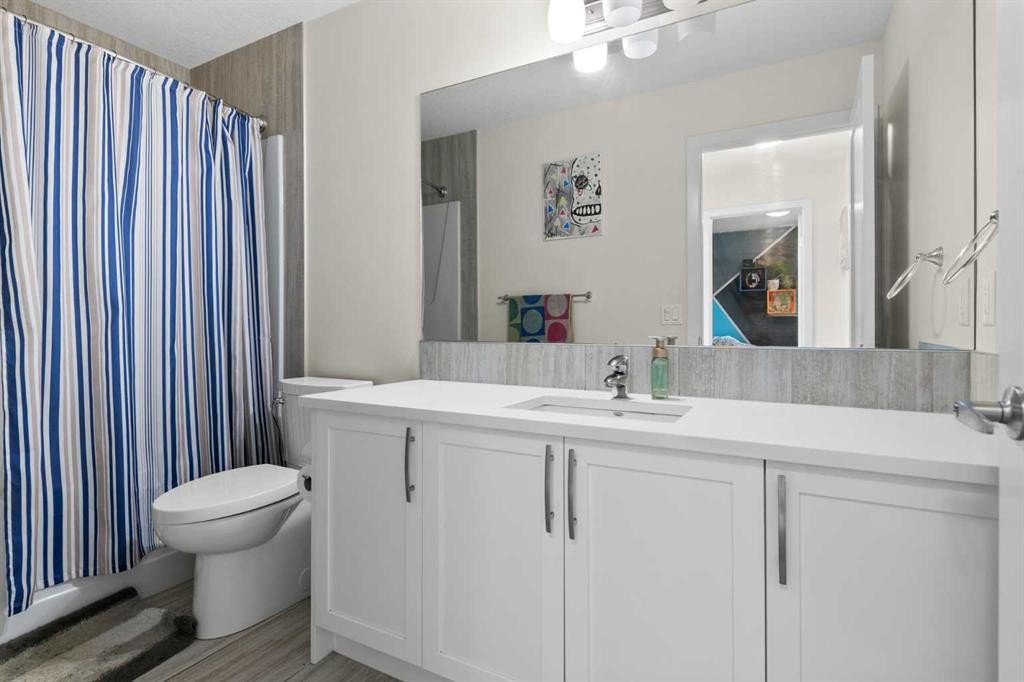 204 Walden Parade Se, Calgary, AB