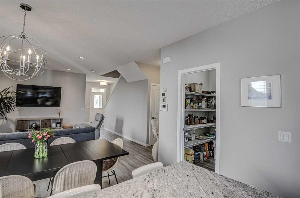 52 Masters Link Se, Calgary, AB - Indoor Photo Showing Dining Room