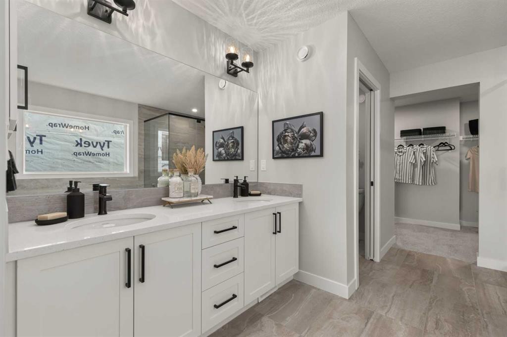 291 Rivercrest Way, Cochrane, AB - Indoor Photo Showing Bathroom