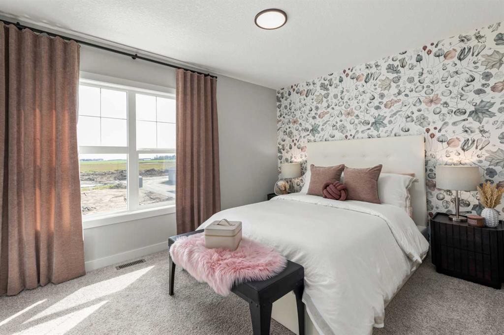 291 Rivercrest Way, Cochrane, AB - Indoor Photo Showing Bedroom