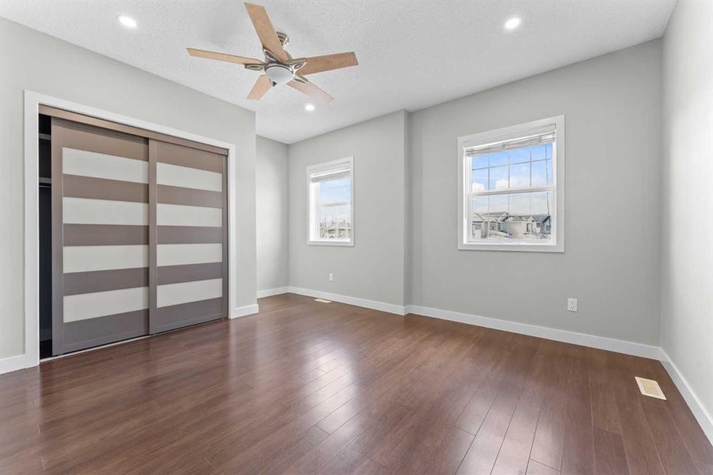 28 Panamount Lane Nw, Calgary, AB - Indoor Photo Showing Other Room