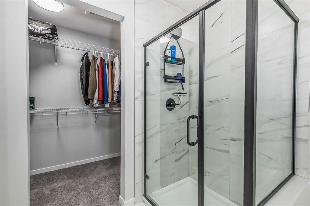 612 Seton Circle Se, Calgary, AB - Indoor Photo Showing Bathroom