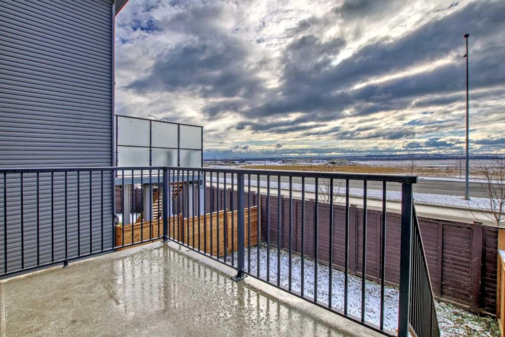 612 Seton Circle Se, Calgary, AB - Outdoor