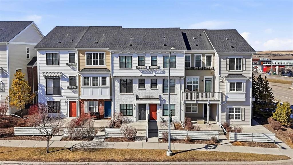 14 Nolan Hill Gate Nw, Calgary, AB - Outdoor With Facade