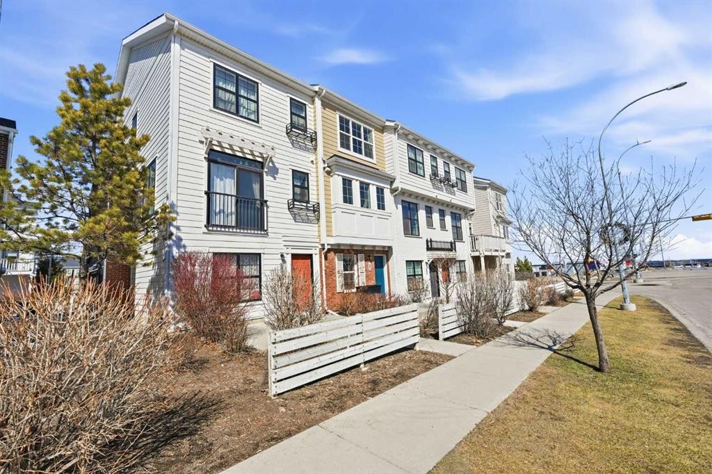 14 Nolan Hill Gate Nw, Calgary, AB - Outdoor