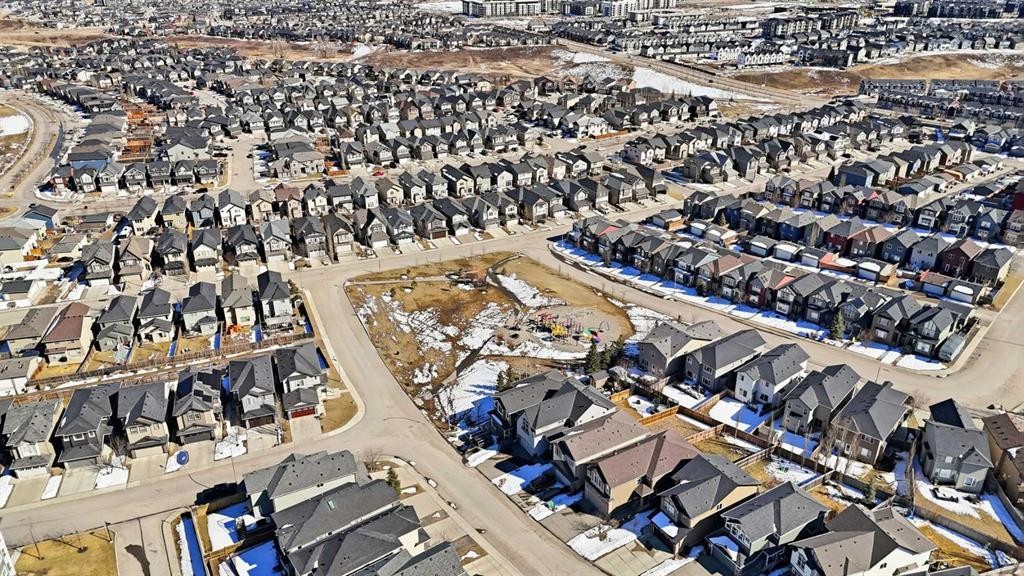 14 Nolan Hill Gate Nw, Calgary, AB -