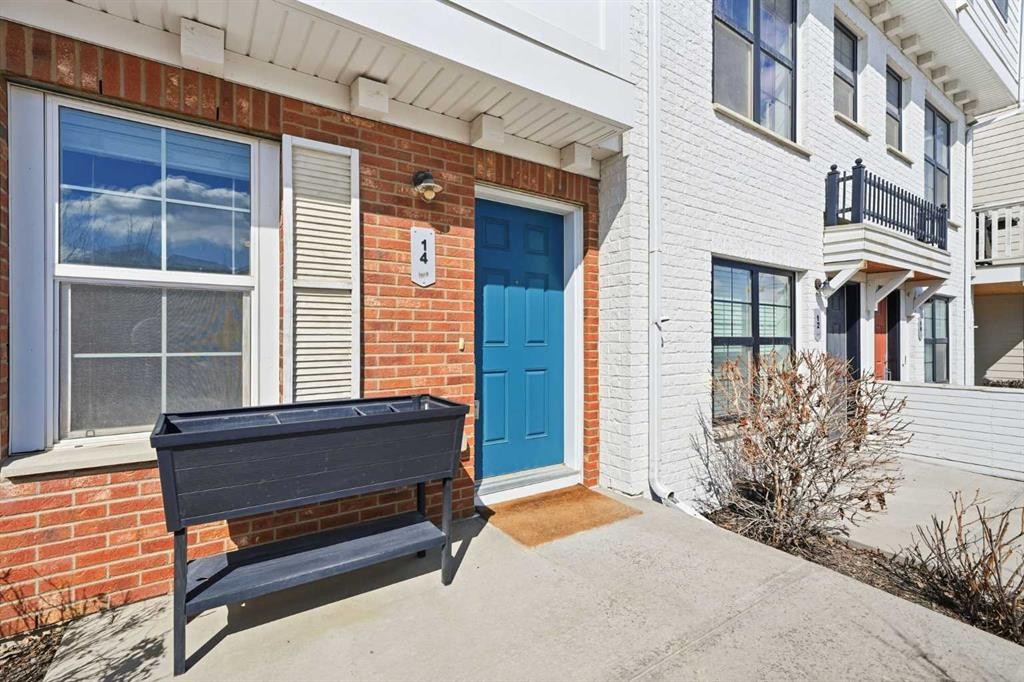 14 Nolan Hill Gate Nw, Calgary, AB - Outdoor With Exterior