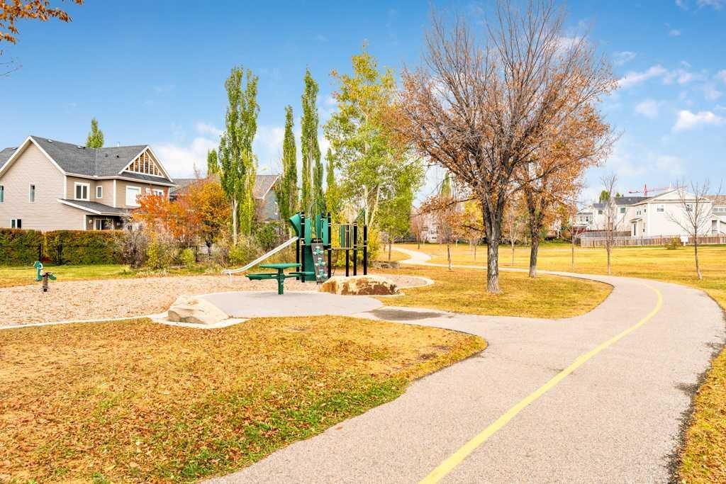 40 Cougar Ridge Heights Sw, Calgary, AB - Outdoor