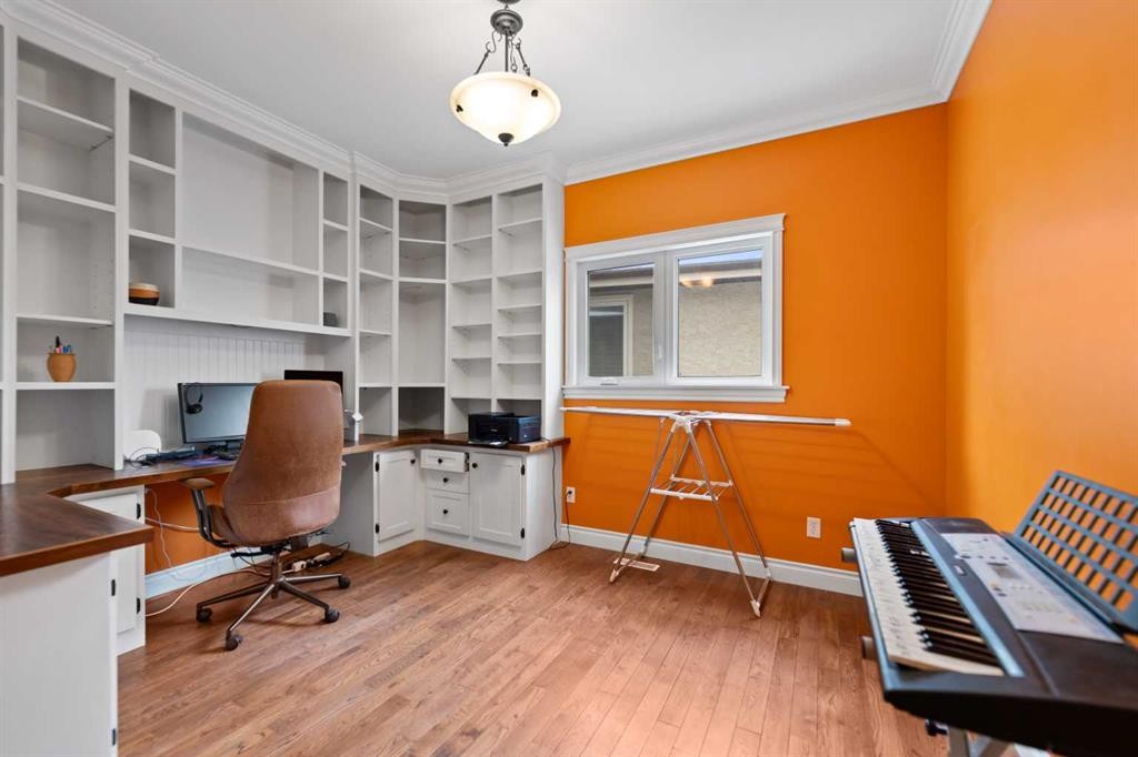 436 Ranchridge Bay Nw, Calgary, AB - Indoor Photo Showing Office
