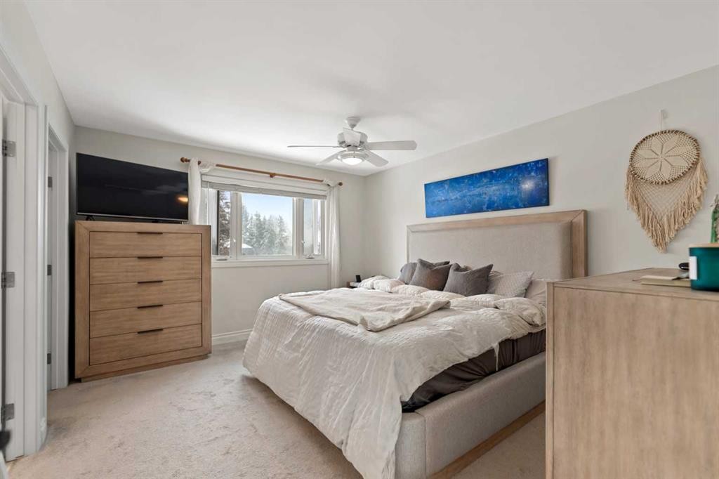 436 Ranchridge Bay Nw, Calgary, AB - Indoor Photo Showing Bedroom