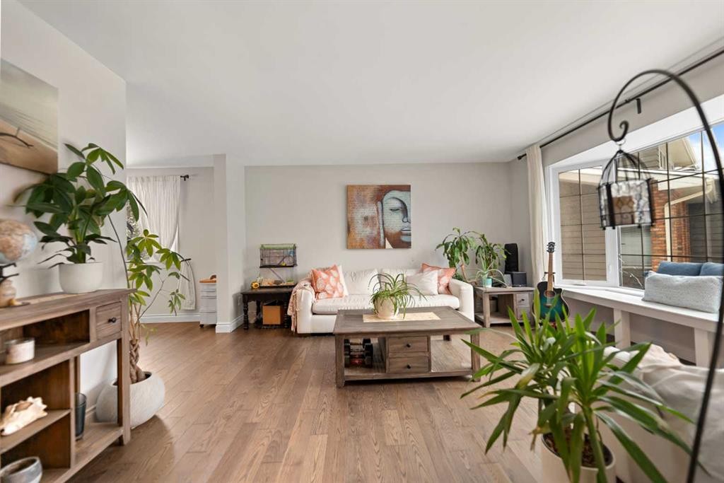 436 Ranchridge Bay Nw, Calgary, AB - Indoor Photo Showing Other Room