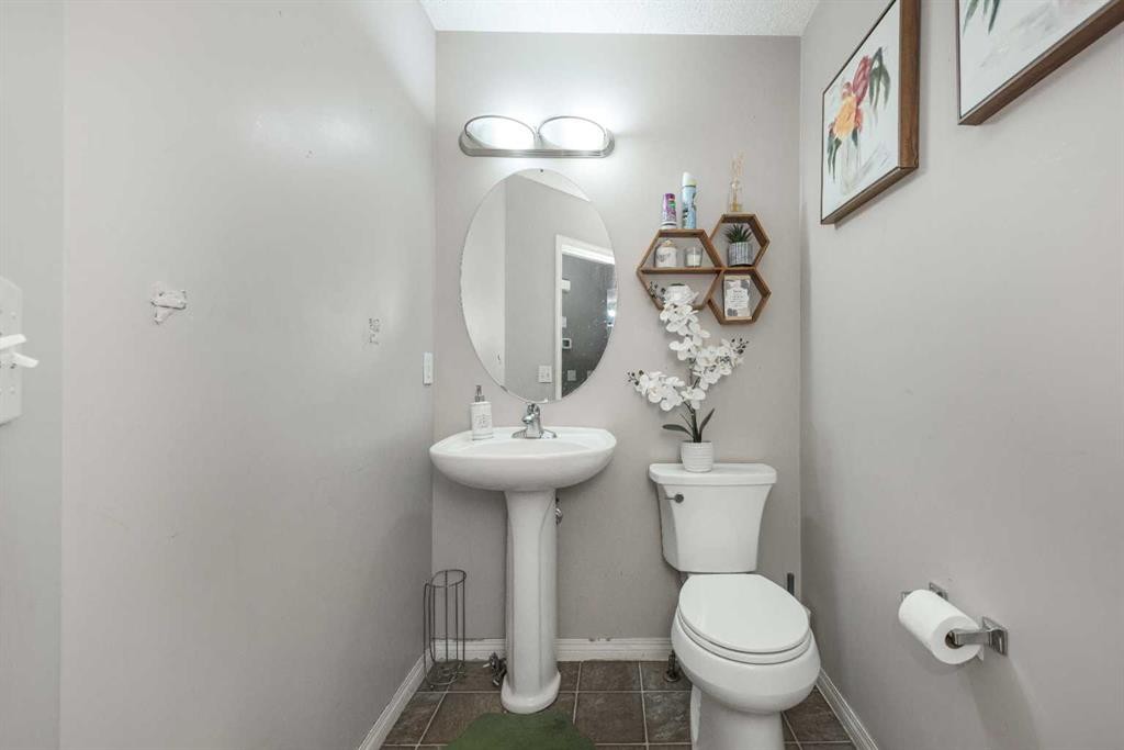 56 Evansbrooke Landing, Calgary, AB - Indoor Photo Showing Bathroom