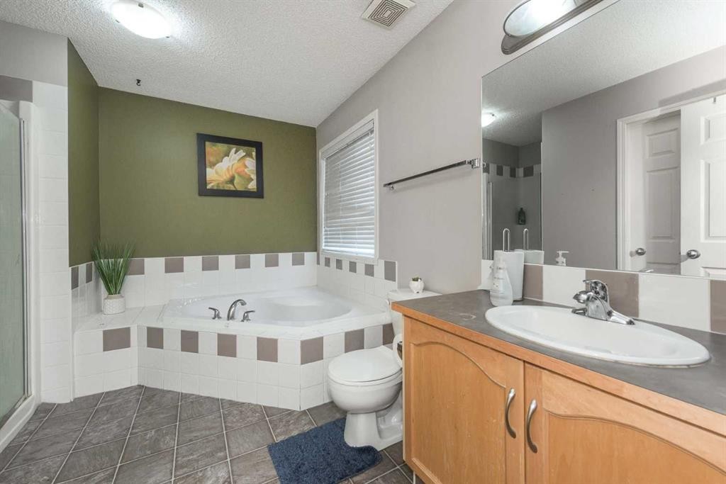 56 Evansbrooke Landing, Calgary, AB - Indoor Photo Showing Bedroom