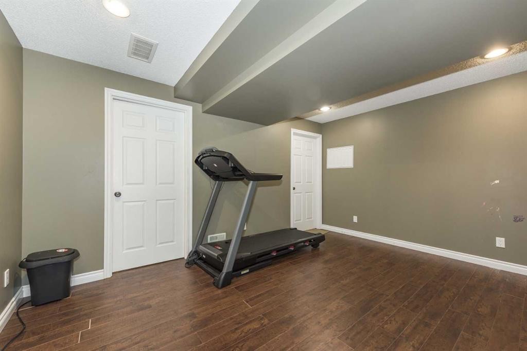 56 Evansbrooke Landing, Calgary, AB - Indoor Photo Showing Other Room