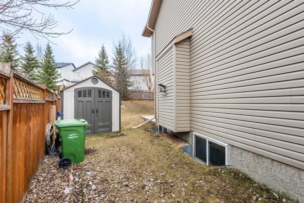 56 Evansbrooke Landing, Calgary, AB - Outdoor