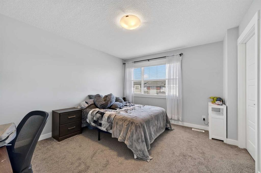 29 Skyview Parade Ne, Calgary, AB - Indoor Photo Showing Bedroom