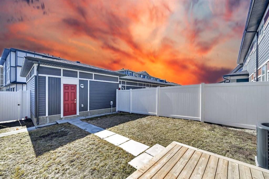 29 Skyview Parade Ne, Calgary, AB - Outdoor