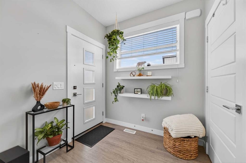 29 Skyview Parade Ne, Calgary, AB - Indoor Photo Showing Other Room