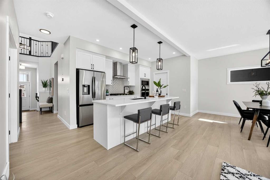 997 Alpine Drive Sw, Calgary, AB - Indoor