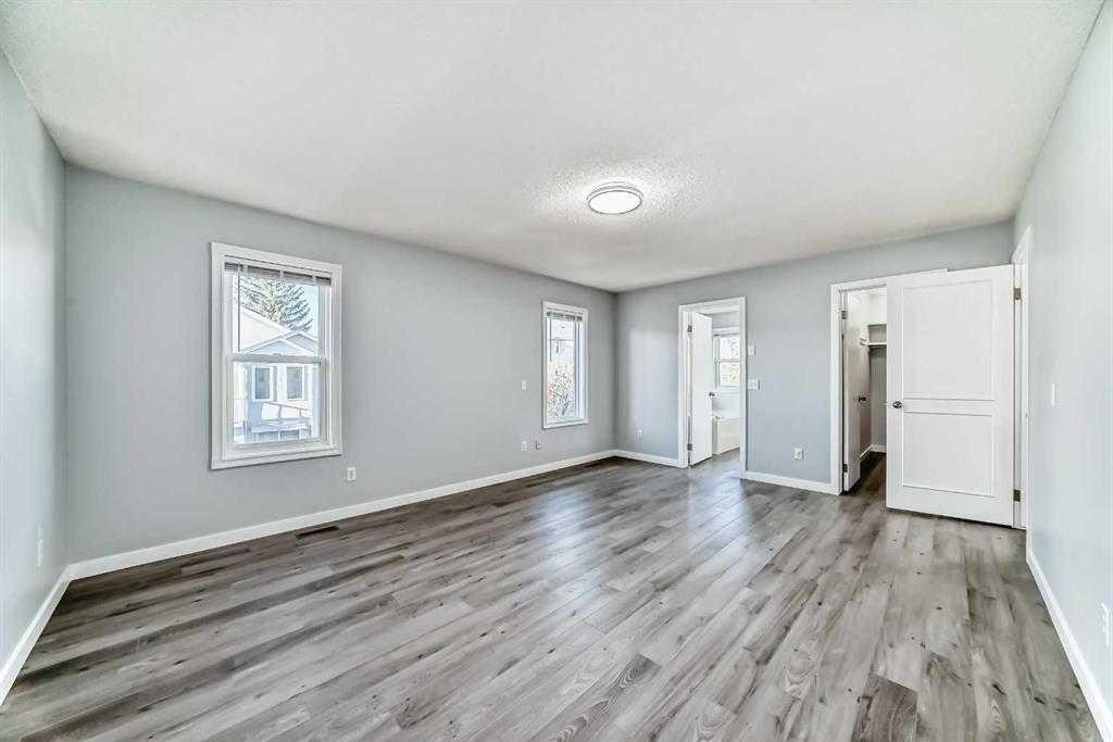 10134 Hidden Valley Drive Nw, Calgary, AB - Indoor Photo Showing Other Room