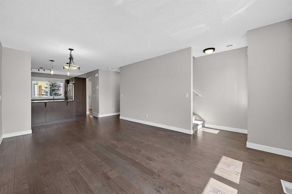 13015 Coventry Hills Way Ne, Calgary, AB - Indoor