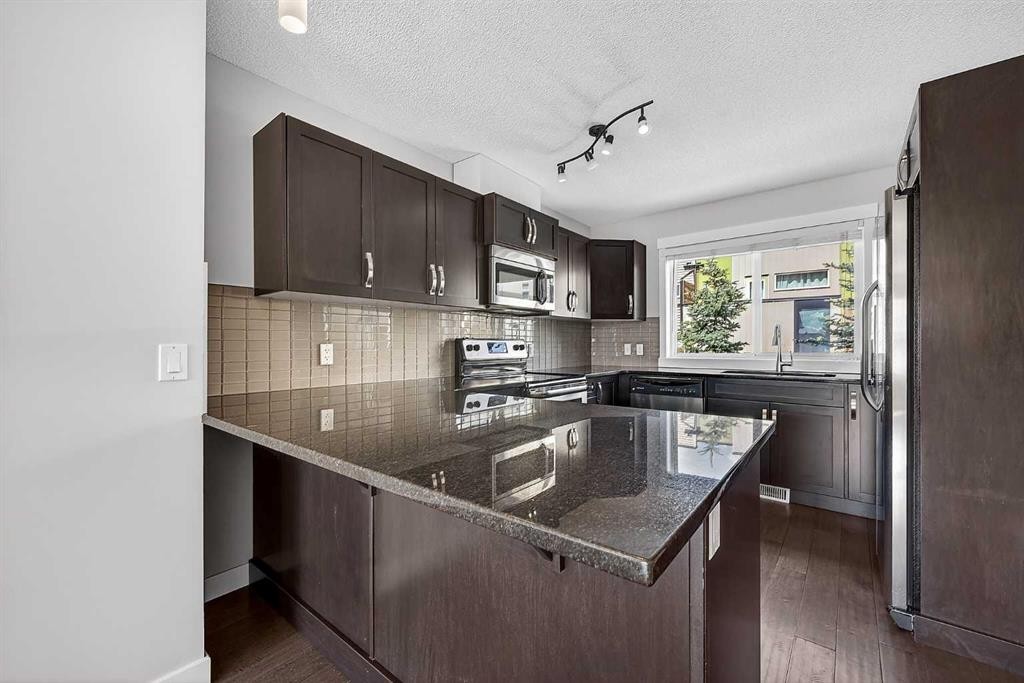 13015 Coventry Hills Way Ne, Calgary, AB - Indoor Photo Showing Kitchen With Upgraded Kitchen