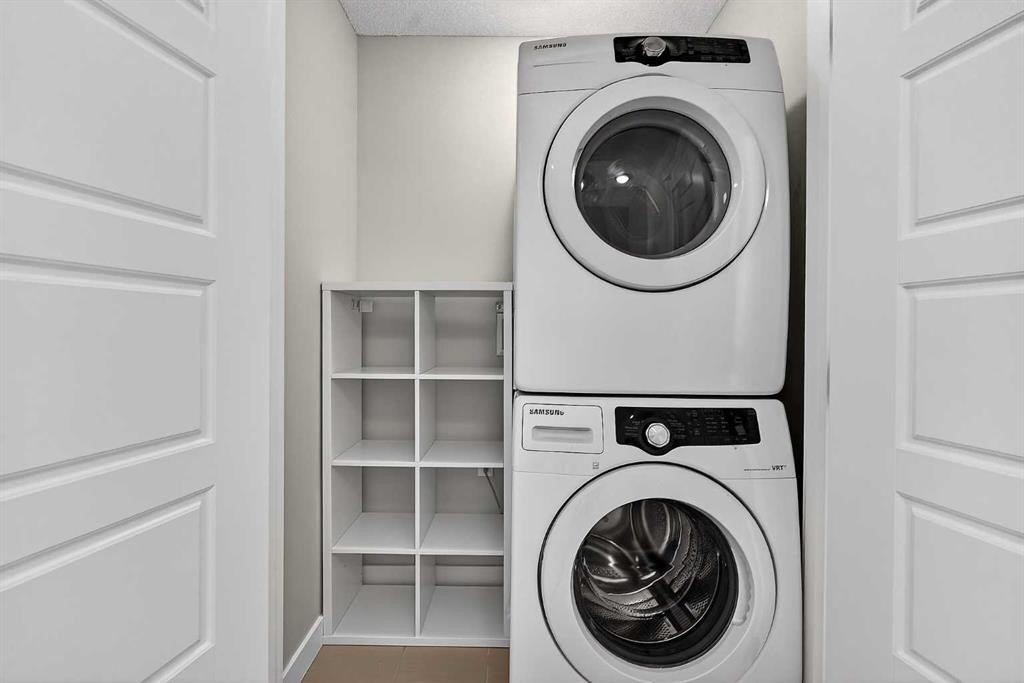 13015 Coventry Hills Way Ne, Calgary, AB - Indoor Photo Showing Laundry Room